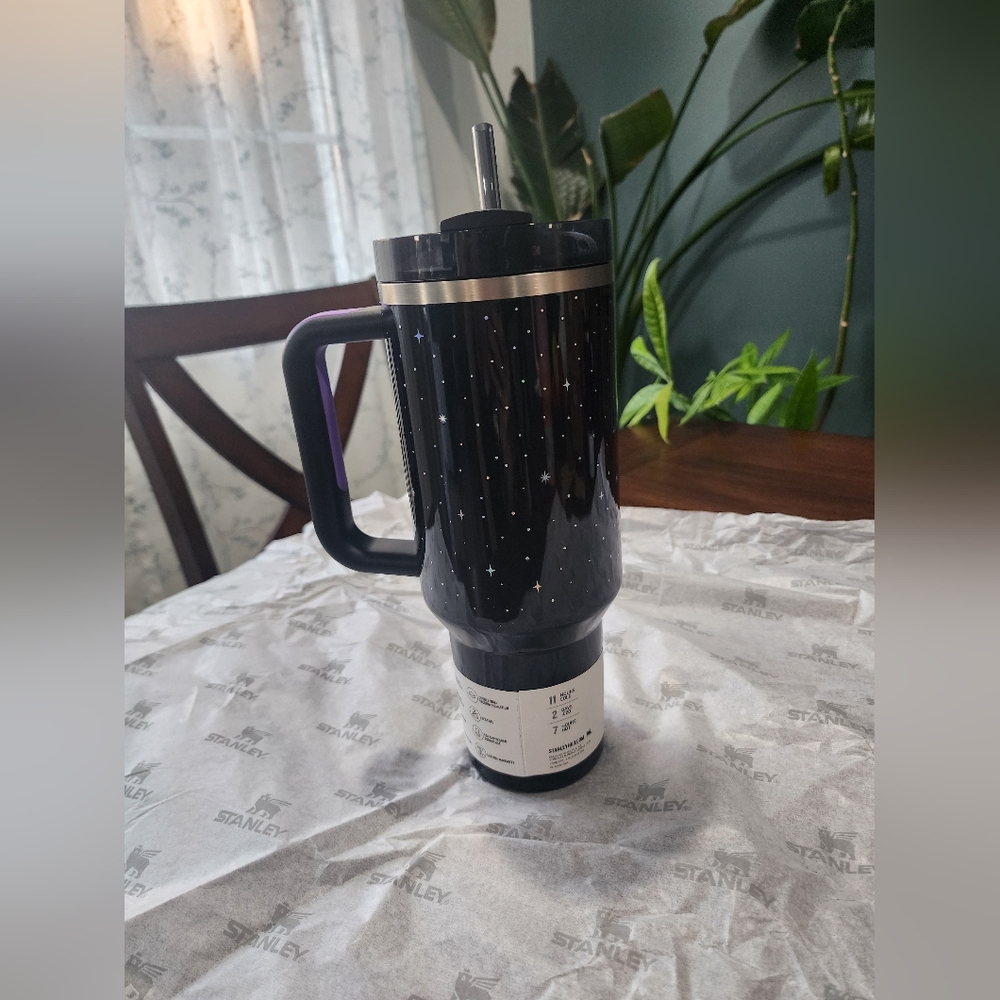 Stanley Halloween 40 0z Stainless Steel H2.0 Flowstate Quencher Tumbler BLACK - Picture 2 of 8